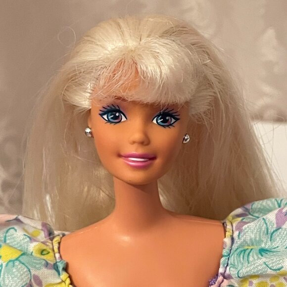 Vintage Barbie and Nia Dolls - Lot of 3 - Redressed - Picture 3 of 16